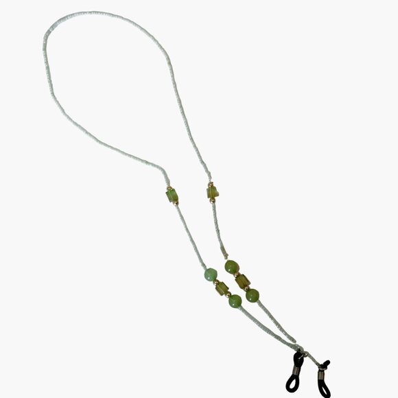 Handcrafted Beaded Eyeglass Holder Necklace Green Beads Grannycore - Picture 1 of 5